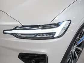 Volvo V60 (2025) thumbnail 4