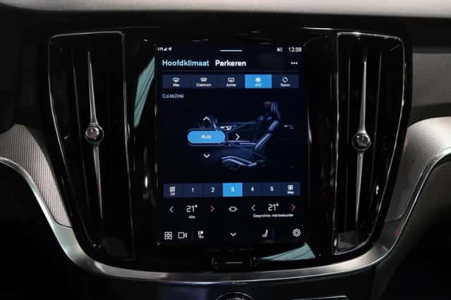 Volvo V60 (2025) thumbnail 23