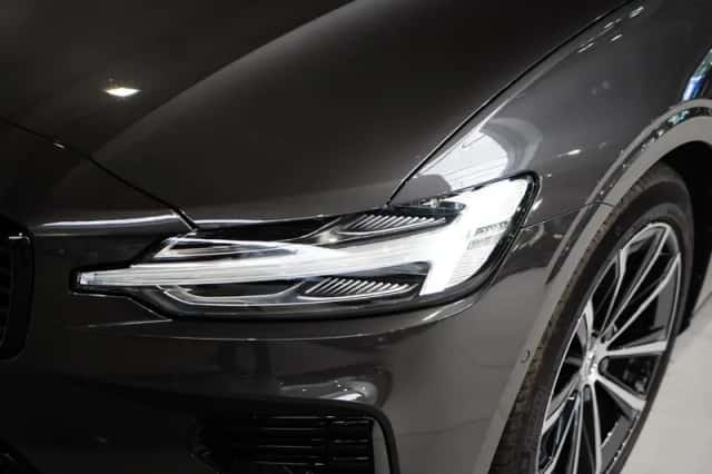 Volvo V60 (2025) thumbnail 4