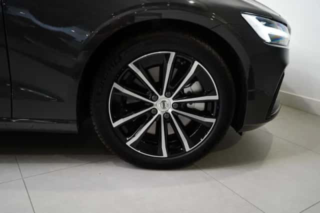 Volvo V60 (2025) thumbnail 7