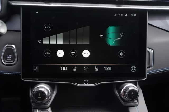 Lynk & Co 01 (2024) thumbnail 25