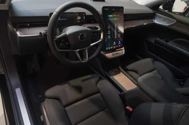 Volvo ES90 (2026) thumbnail 12