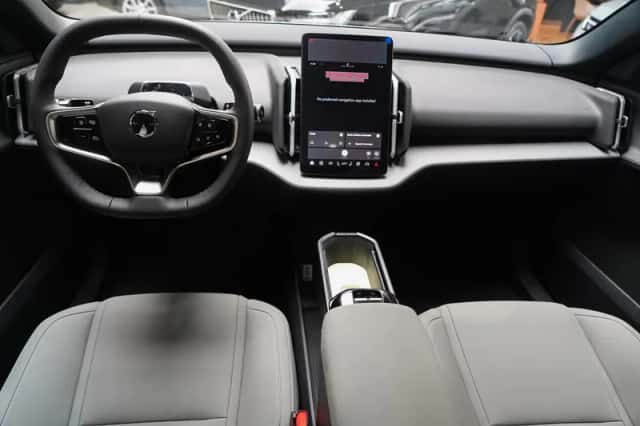 Volvo EX30 (2025) thumbnail 11