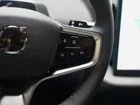 Volvo EX30 (2025) thumbnail 16