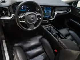 Volvo S60 (2023) thumbnail 11