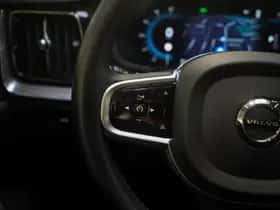 Volvo S60 (2023) thumbnail 18