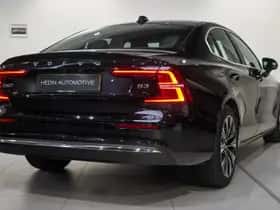 Volvo S60 (2023) thumbnail 6