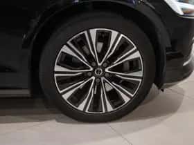 Volvo S60 (2023) thumbnail 7