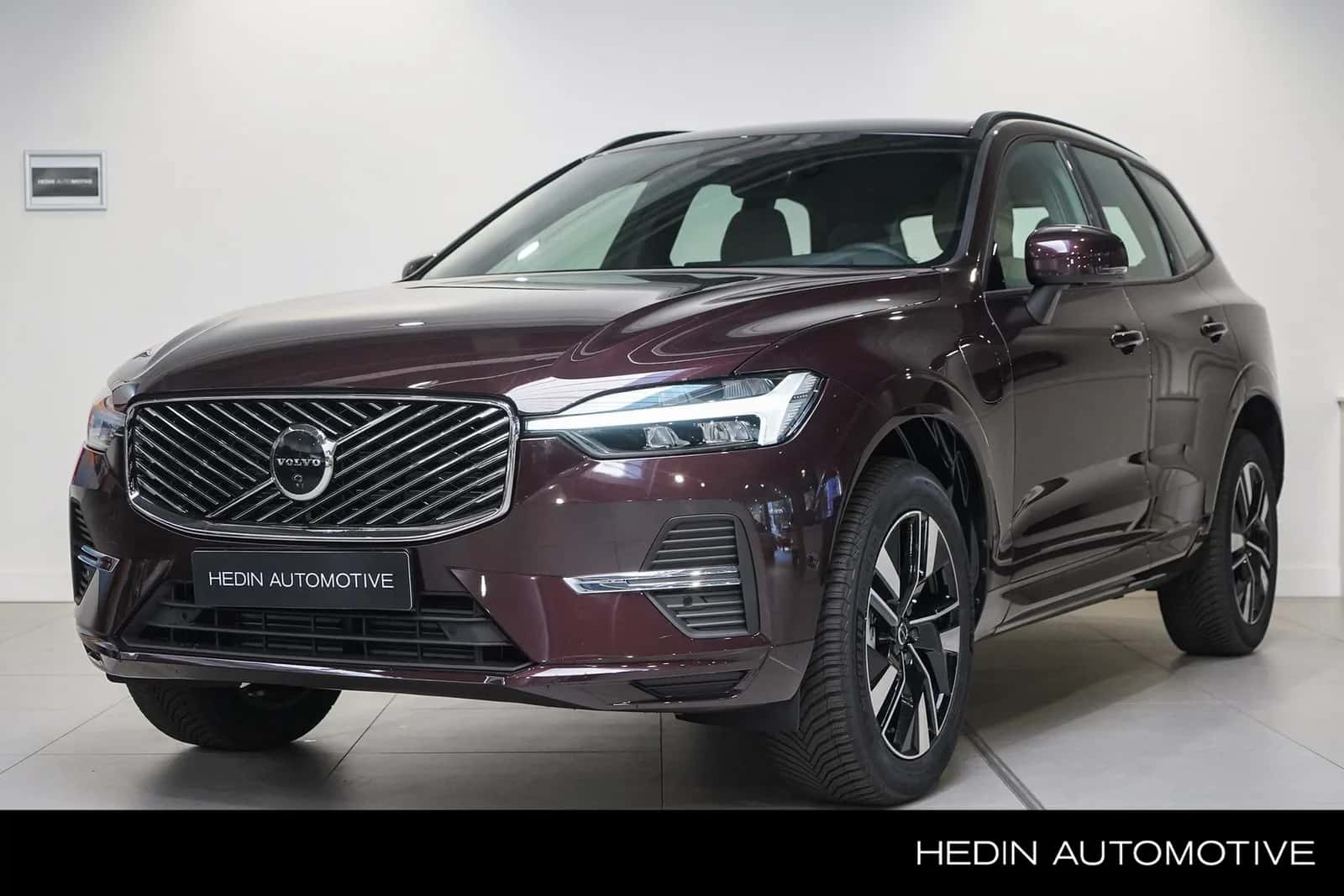 Volvo XC60 (2026) — foto 1