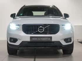 Volvo XC40 (2021) thumbnail 2