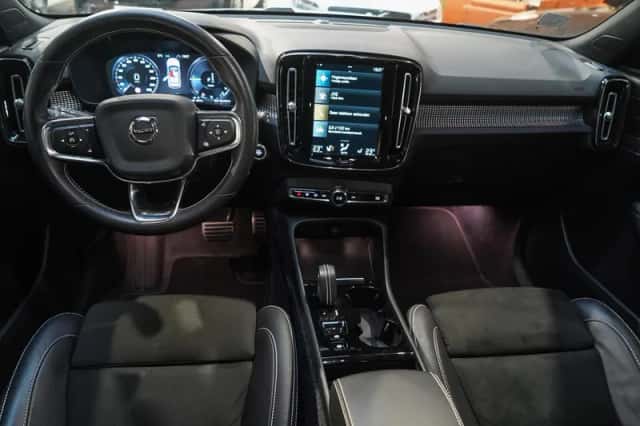 Volvo XC40 (2021) thumbnail 13