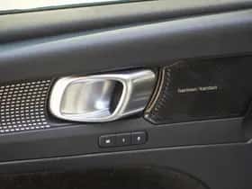 Volvo XC40 (2021) thumbnail 15