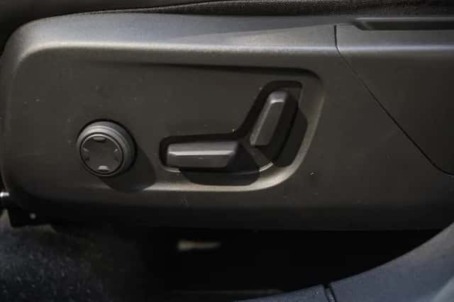 Volvo XC40 (2021) thumbnail 16