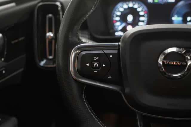 Volvo XC40 (2021) thumbnail 19