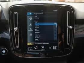 Volvo XC40 (2021) thumbnail 23