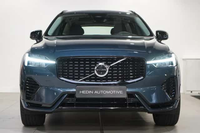 Volvo XC60 (2025) thumbnail 2