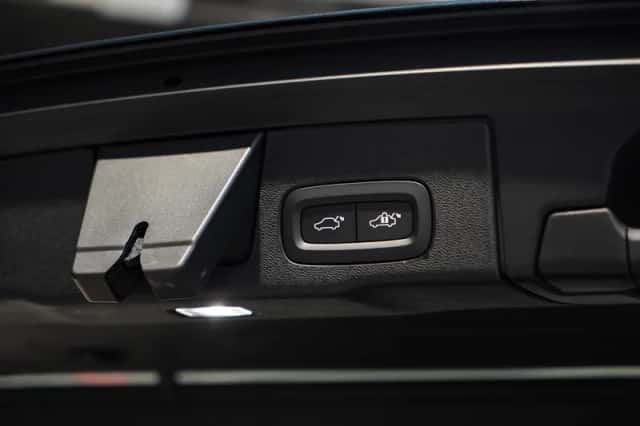 Volvo XC60 (2025) thumbnail 11