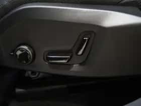 Volvo XC60 (2025) thumbnail 16