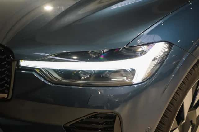 Volvo XC60 (2025) thumbnail 4