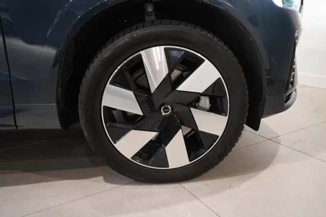 Volvo XC60 (2025) thumbnail 7