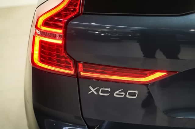 Volvo XC60 (2025) thumbnail 8