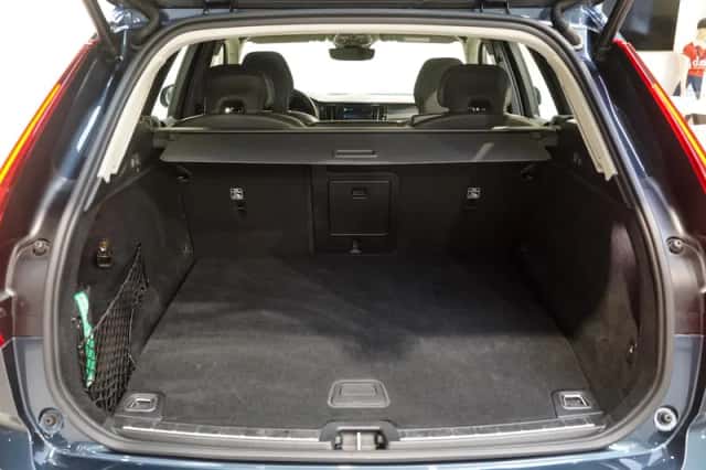 Volvo XC60 (2025) thumbnail 10