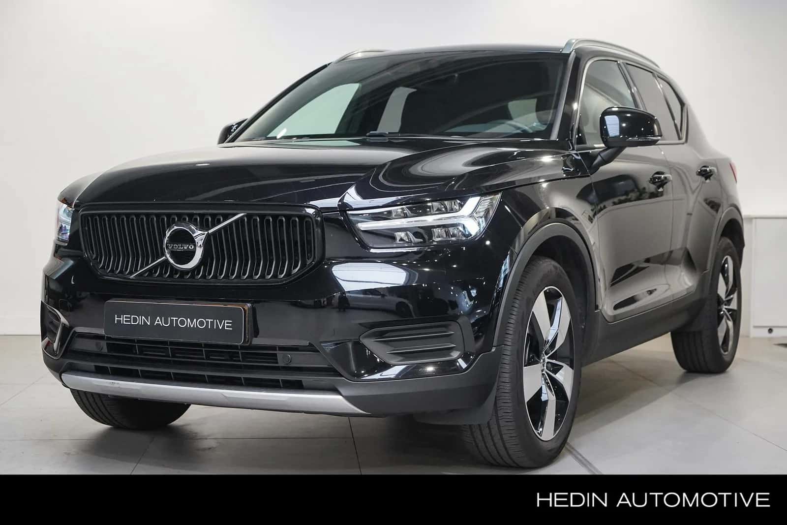 Volvo XC40 (2022) — foto 1