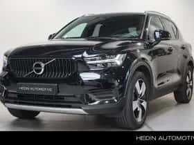 Volvo XC40 (2022)
