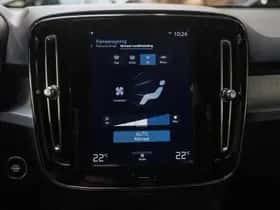 Volvo XC40 (2022) thumbnail 22