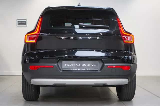Volvo XC40 (2022) thumbnail 5