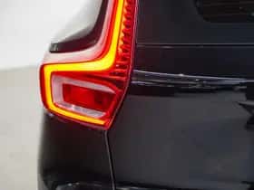 Volvo XC40 (2022) thumbnail 8