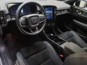 Volvo EX40 (2025) thumbnail 12