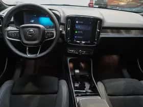 Volvo EX40 (2025) thumbnail 13