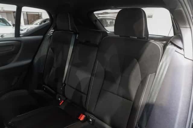 Volvo EX40 (2025) thumbnail 14