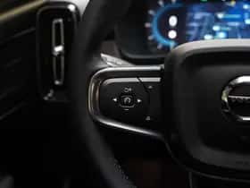 Volvo EX40 (2025) thumbnail 18
