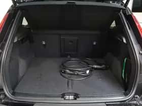 Volvo EX40 (2025) thumbnail 10