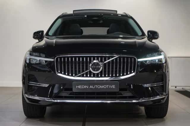 Volvo XC60 (2025) thumbnail 2