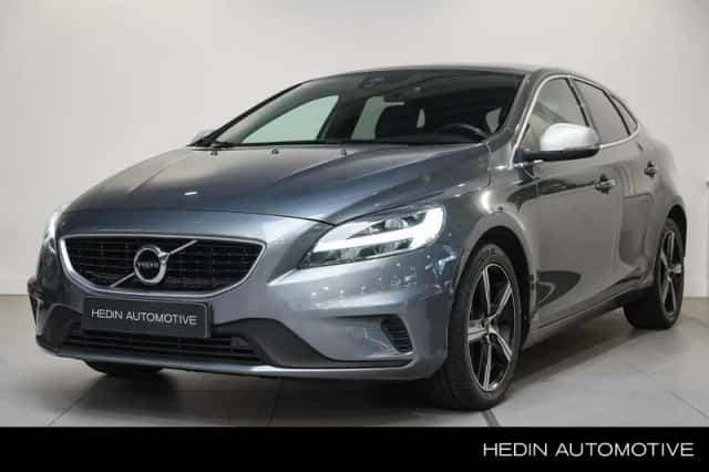 Volvo V40 (2020) thumbnail 1