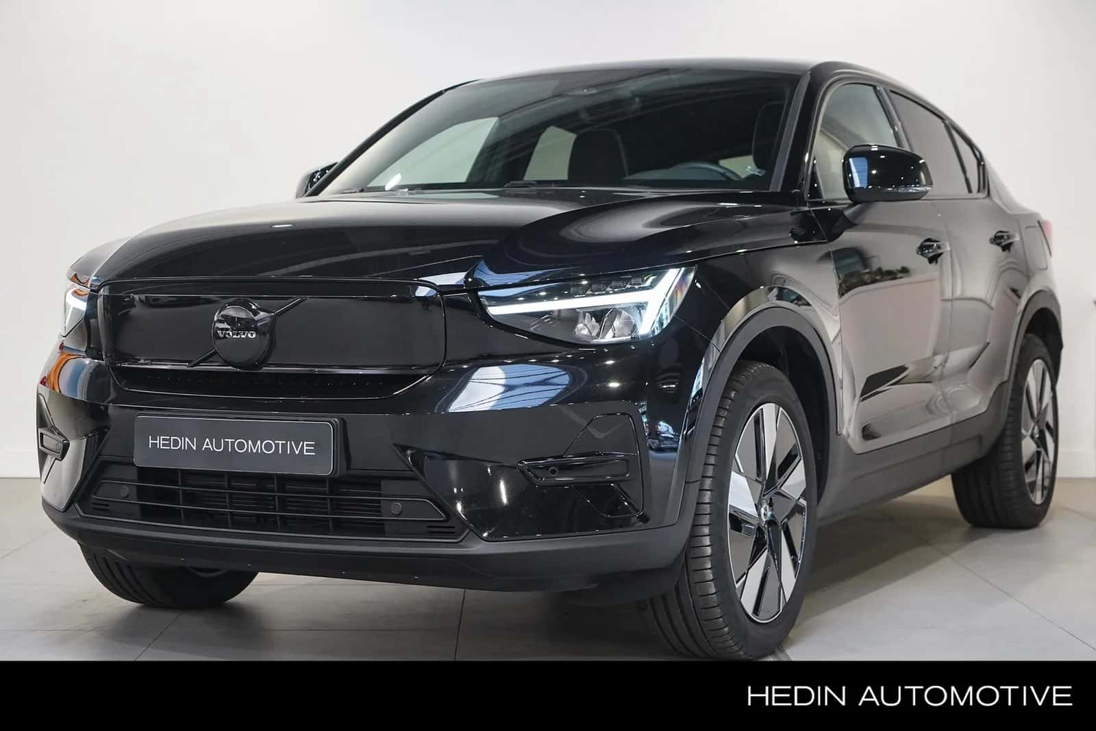 Volvo C40 (2025) — foto 1