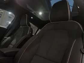 Volvo C40 (2025) thumbnail 18