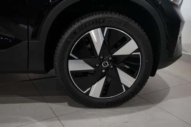 Volvo C40 (2025) thumbnail 27
