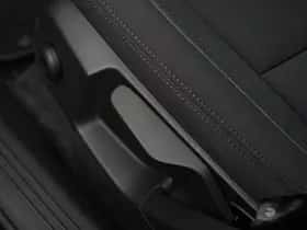 Volvo EX40 (2025) thumbnail 13