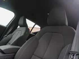 Volvo EX40 (2025) thumbnail 14