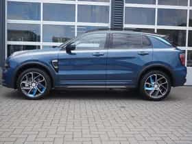 Lynk & Co 01 (2024) thumbnail 3