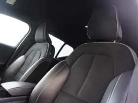 Volvo XC40 (2021) thumbnail 16