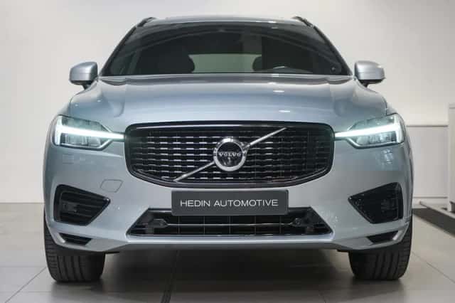 Volvo XC60 (2018) thumbnail 2
