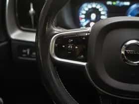 Volvo XC60 (2018) thumbnail 18
