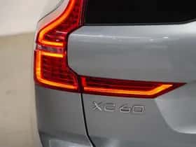Volvo XC60 (2018) thumbnail 8
