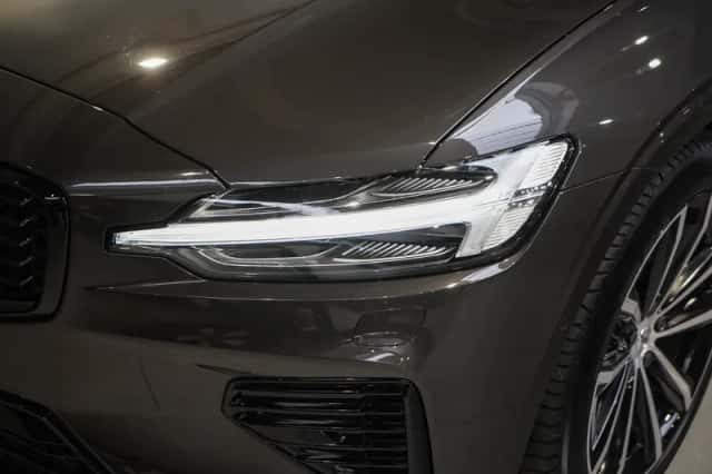 Volvo V60 (2025) thumbnail 4