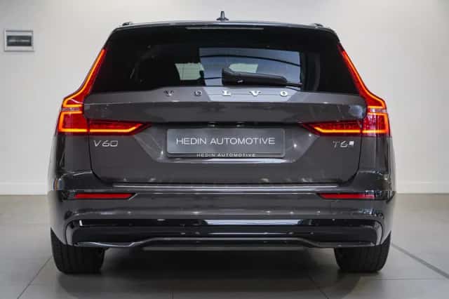 Volvo V60 (2025) thumbnail 5